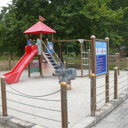 Parque De Campismo Orbitur Foz De Arelho. Hotel Фож-ду-Арелю Екстериор снимка