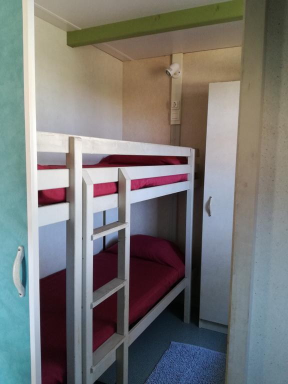 Parque De Campismo Orbitur Foz De Arelho. Hotel Фож-ду-Арелю Екстериор снимка