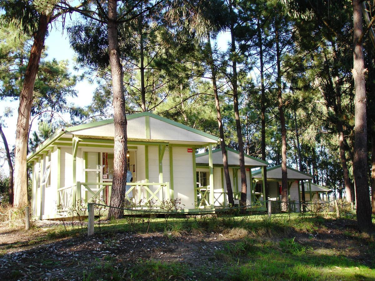 Parque De Campismo Orbitur Foz De Arelho. Hotel Фож-ду-Арелю Екстериор снимка